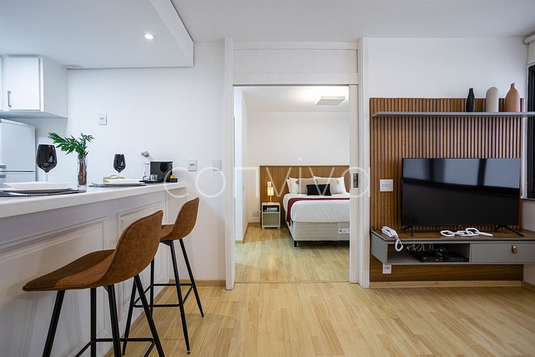 LOR035 Flat with bathtub and parking space in Jardins