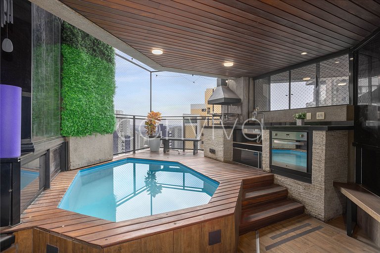 REG093 Apto c/ piscina privativa no Morumbi