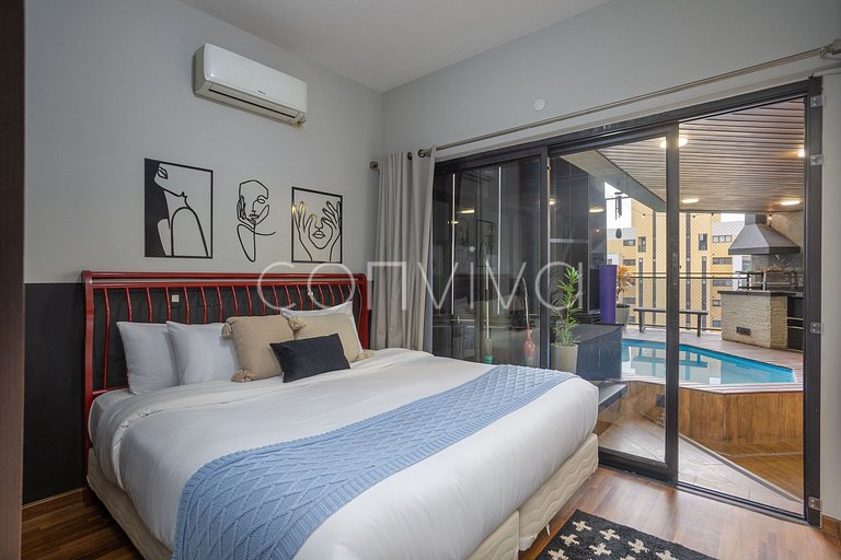REG093 Apto c/ piscina e churrasqueira no Morumbi