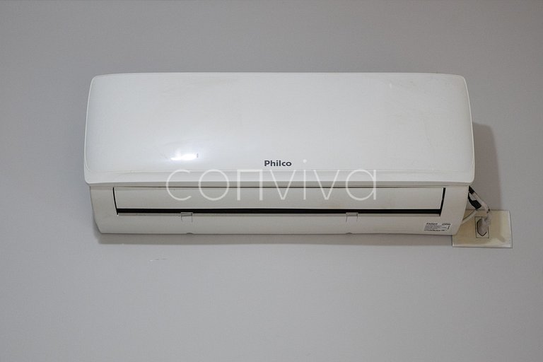 REG093 Apto c/ piscina privativa no Morumbi