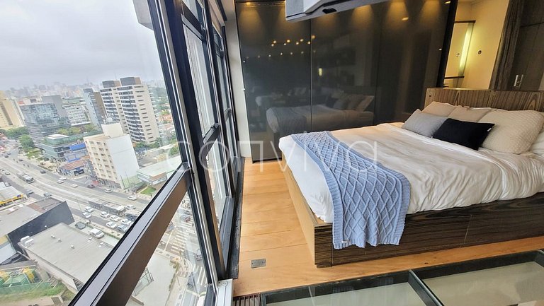 URB1403 Duplex c/ vista incrível e vaga no Itaim