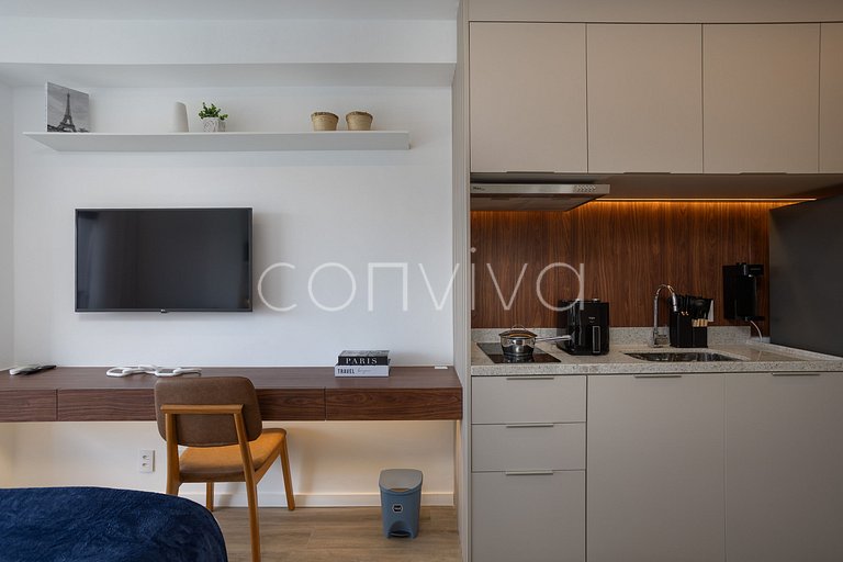 FYM1117 Vista incrível 11º andar c/piscina | Moema