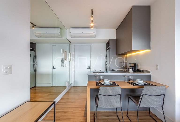 FI173 Elegant studio apartment Itaim Bibi