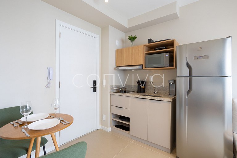 NOV1512 Vista incrível do 15º andar c/ piscina