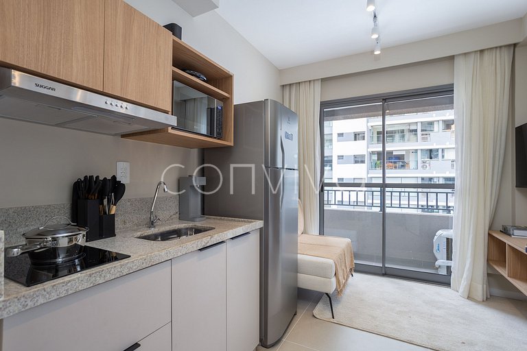 NOV1512 Vista incrível do 15º andar c/ piscina