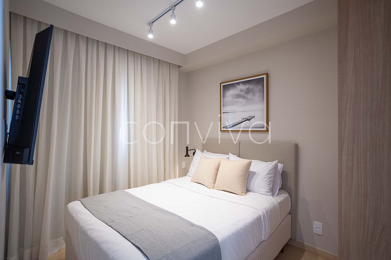 NOV1512 Vista incrível do 15º andar c/ piscina