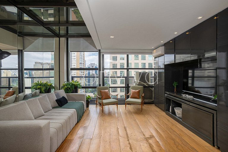 URB1403 Duplex 14º andar c/vista e vaga Itaim Bibi