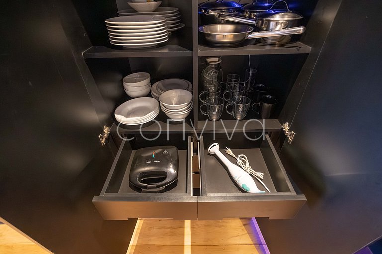 URB1403 Duplex 14º andar c/vista e vaga Itaim Bibi