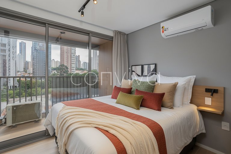 LUM0704 Studio 25m² c/ varanda, piscina e academia