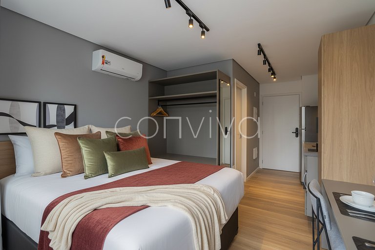 LUM0704 Studio 25m² c/ varanda, piscina e academia