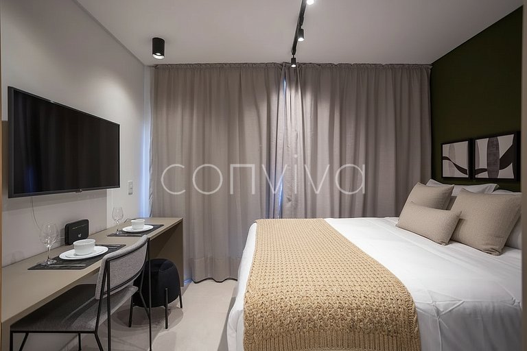 LUM0718 Studio novo c/ varanda e lazer no Tatuapé