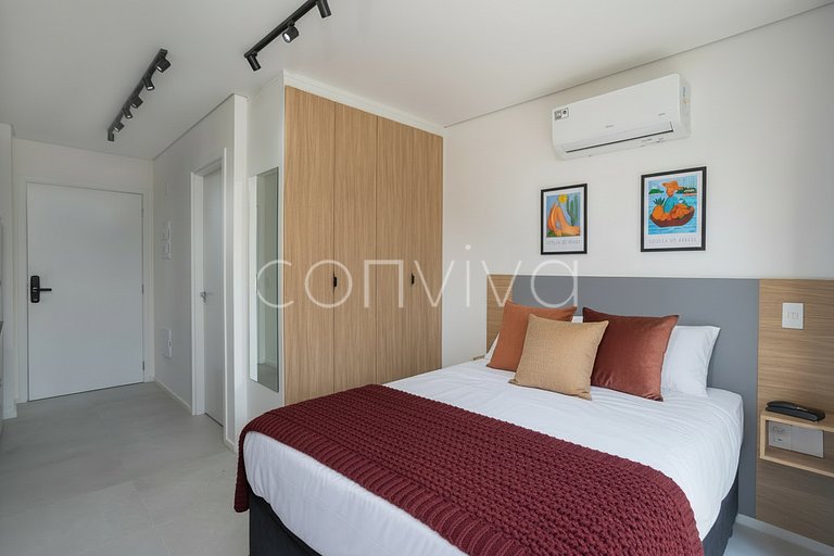 LUM0506 Studio moderno c/ varanda Anália Franco