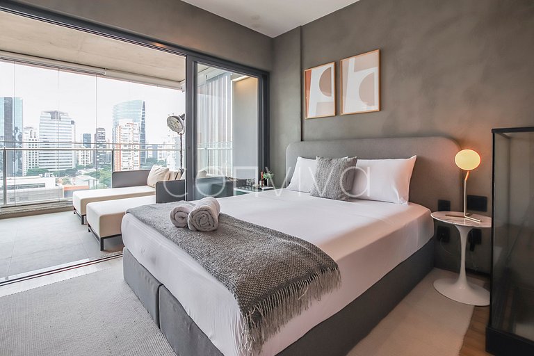 FI094/104 Forma Itaim: Duplex vista cidade c/ 92m² p/ 04 hós