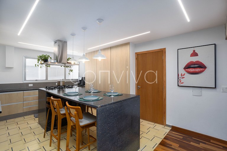 MAR061 The best of Pinheiros | 125m² with parking space + so